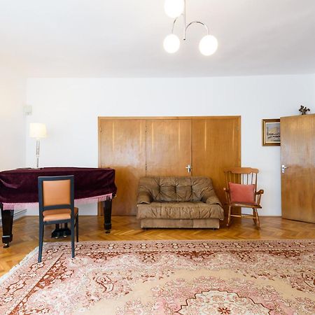 דירות Casa Cu Cires בראשוב מראה חיצוני תמונה