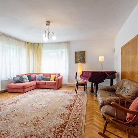דירות Casa Cu Cires בראשוב מראה חיצוני תמונה